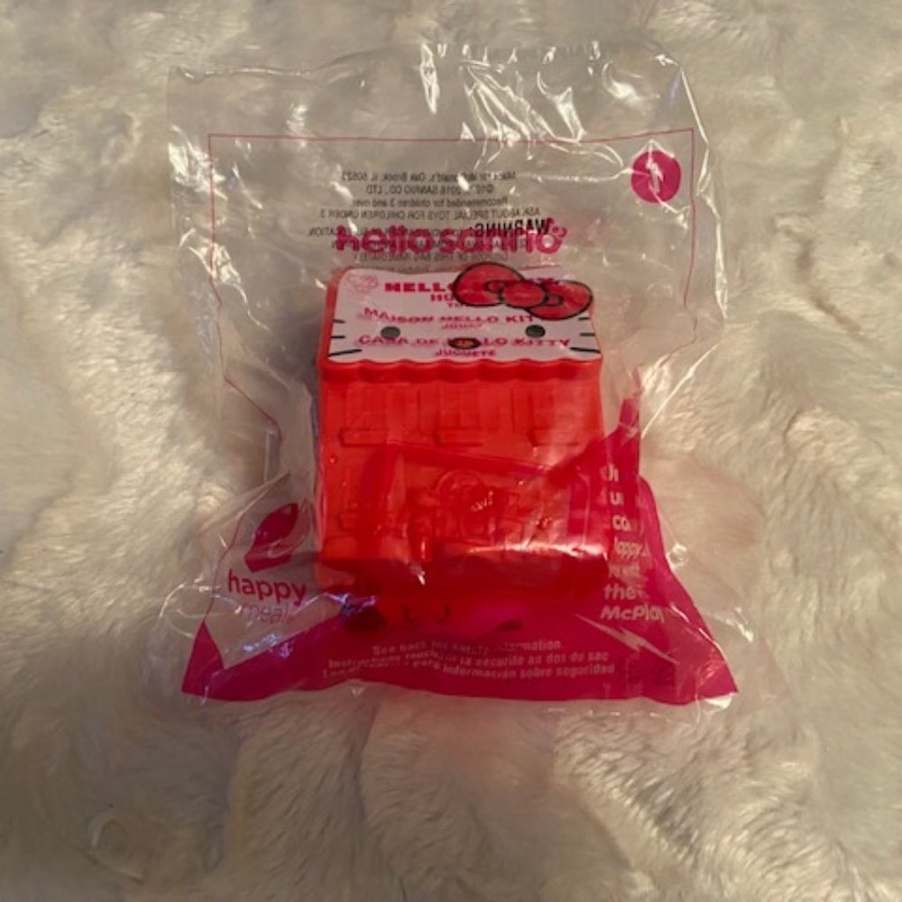 2/$30 Sanrio Hello Kitty Red House #1 McDonald's Happy Meal 2016 NIP Collectible